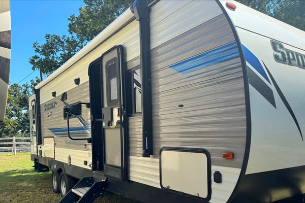 Sunflower RV Rentals KZ Sportsmen LE Bunkhouse Travel Trailer.