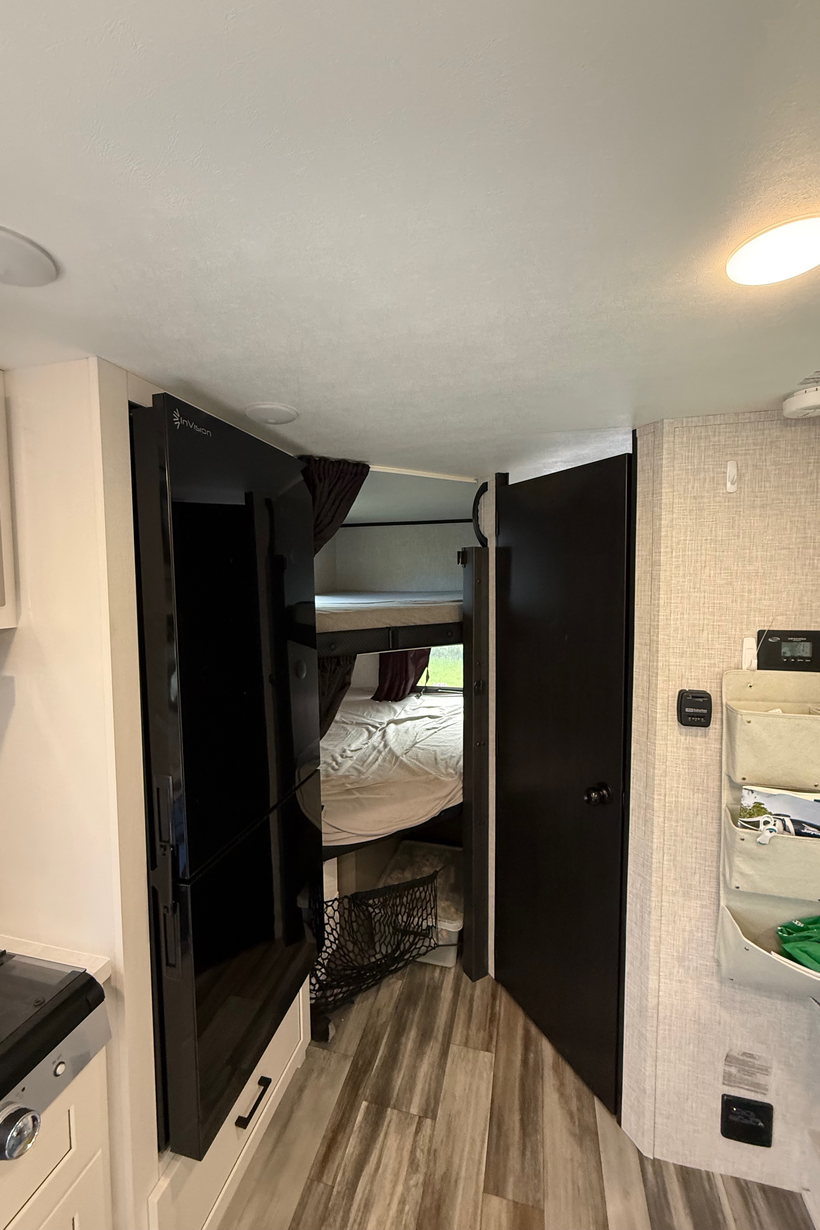 Comfort Cabin Jayco Jay feather micro Travel Trailer