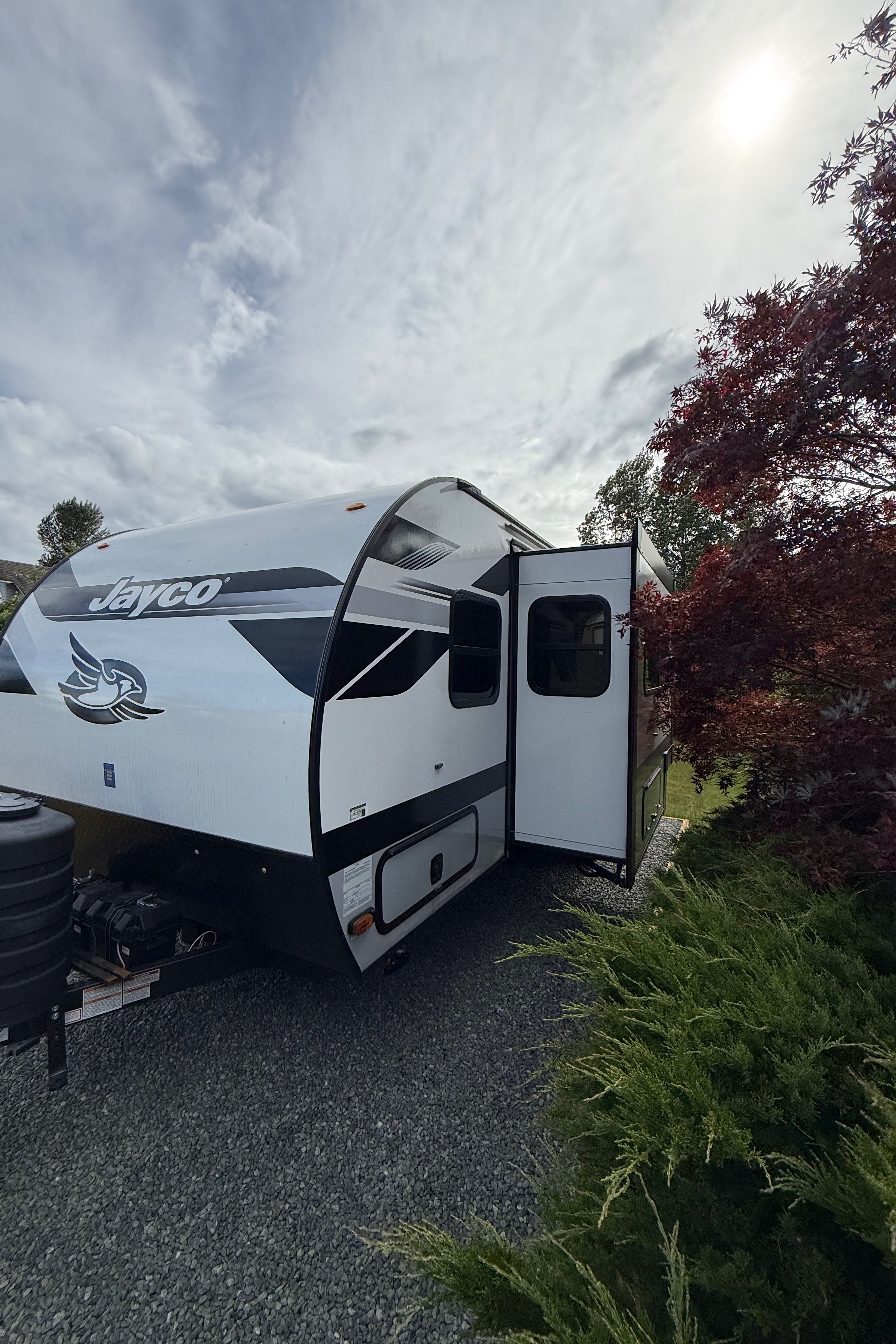 Comfort Cabin Jayco Jay feather micro Travel Trailer