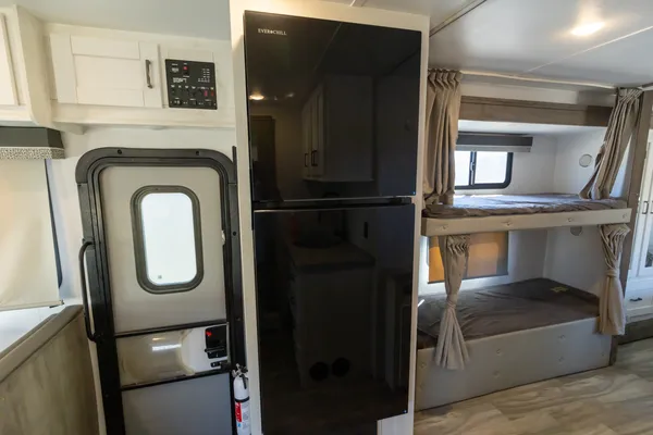 Gulfstream Bunkhouse 63111 - 27045