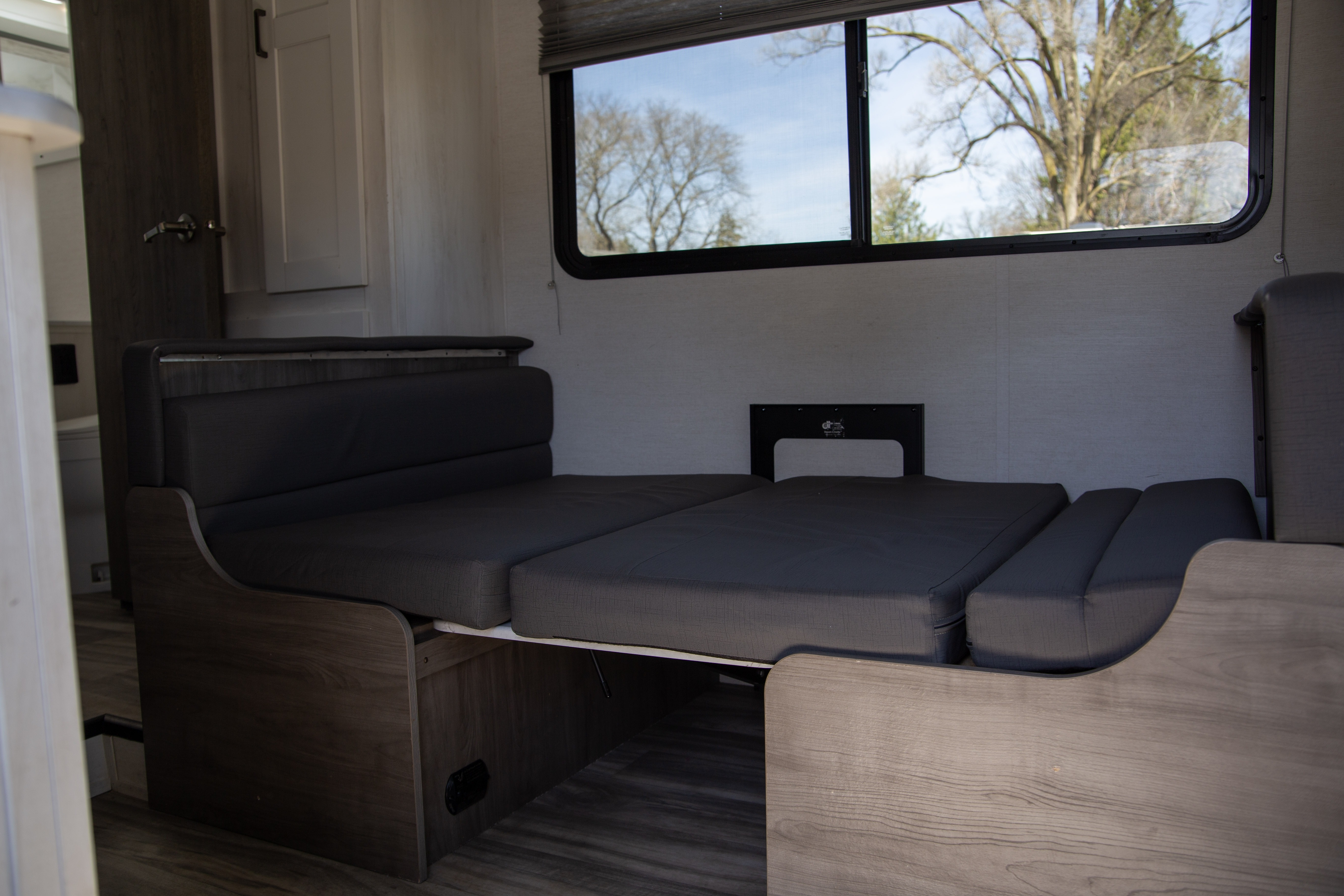 C04 - 6 Sleeper - The RV Rental Factory