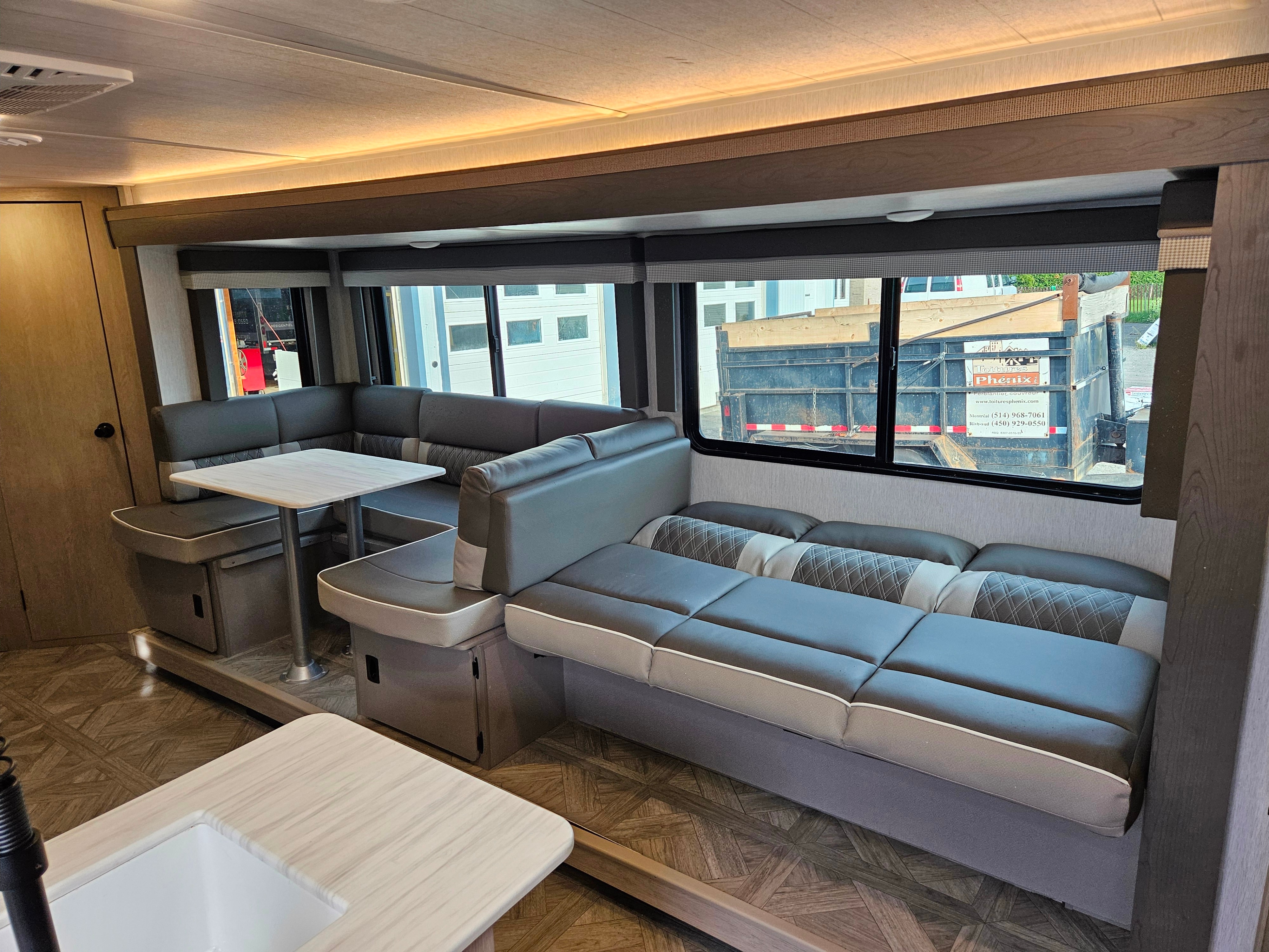PLATINIUM CRUISE 273 *** BUNK BED ****