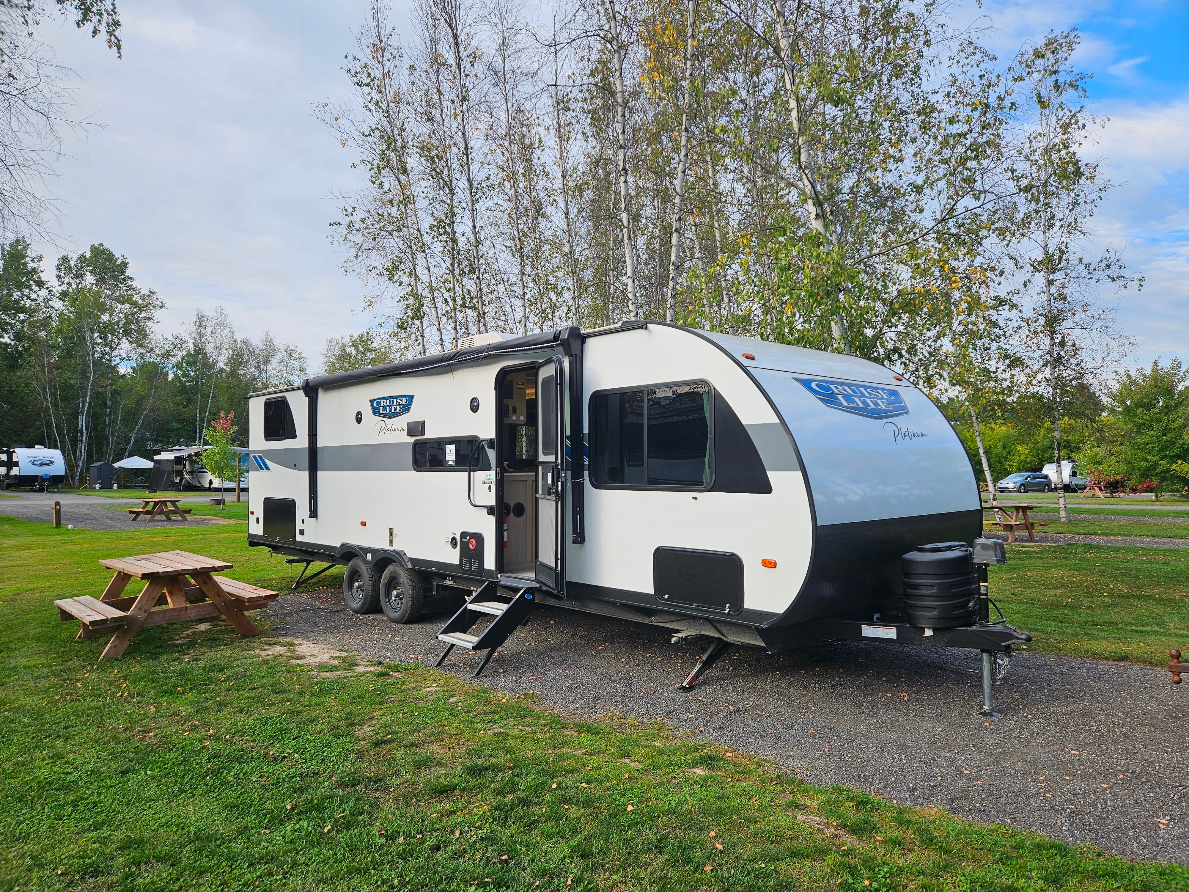 PLATINIUM CRUISE 273 *** BUNK BED ****