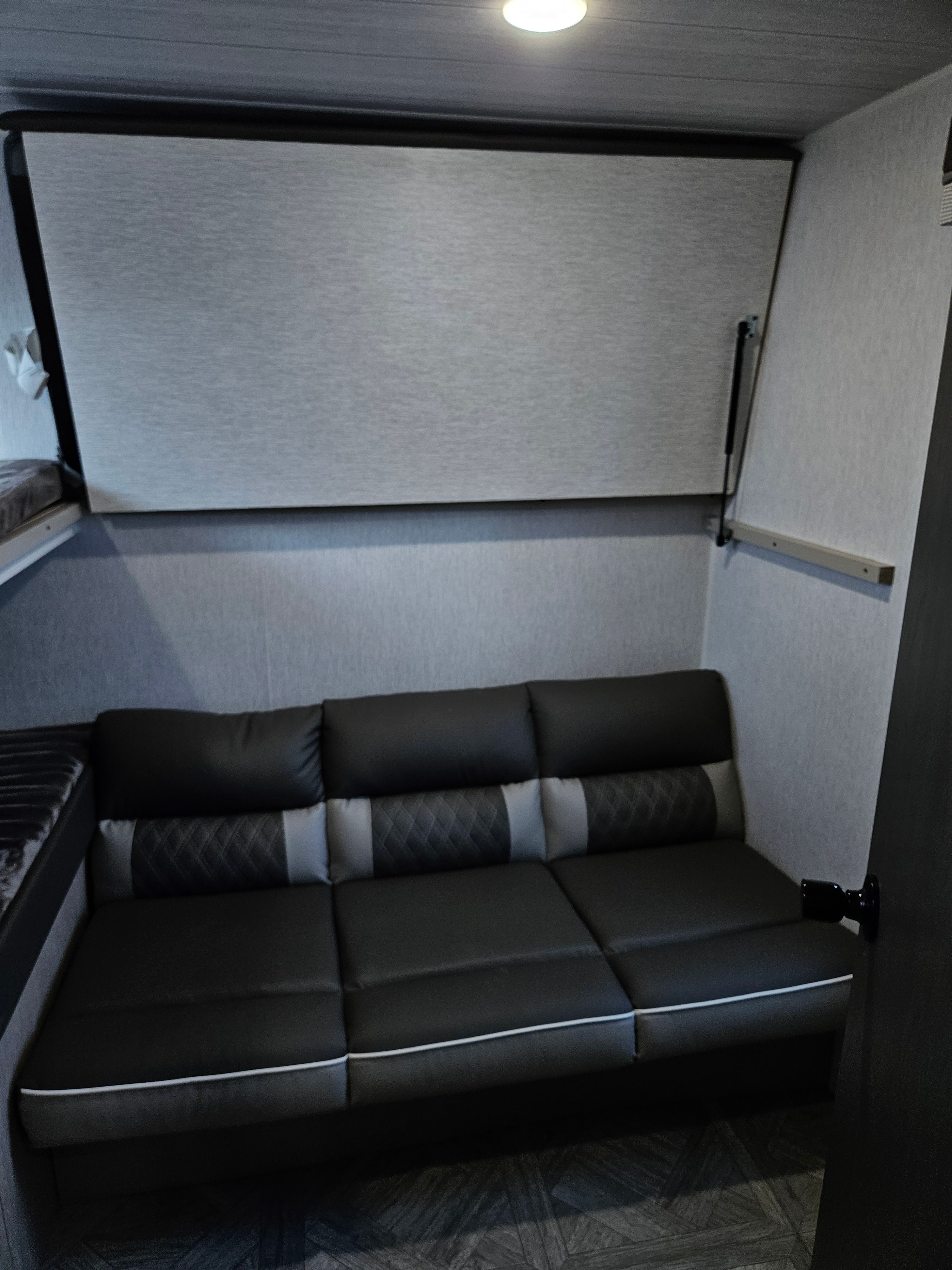 PLATINIUM CRUISE 273 *** BUNK BED ****