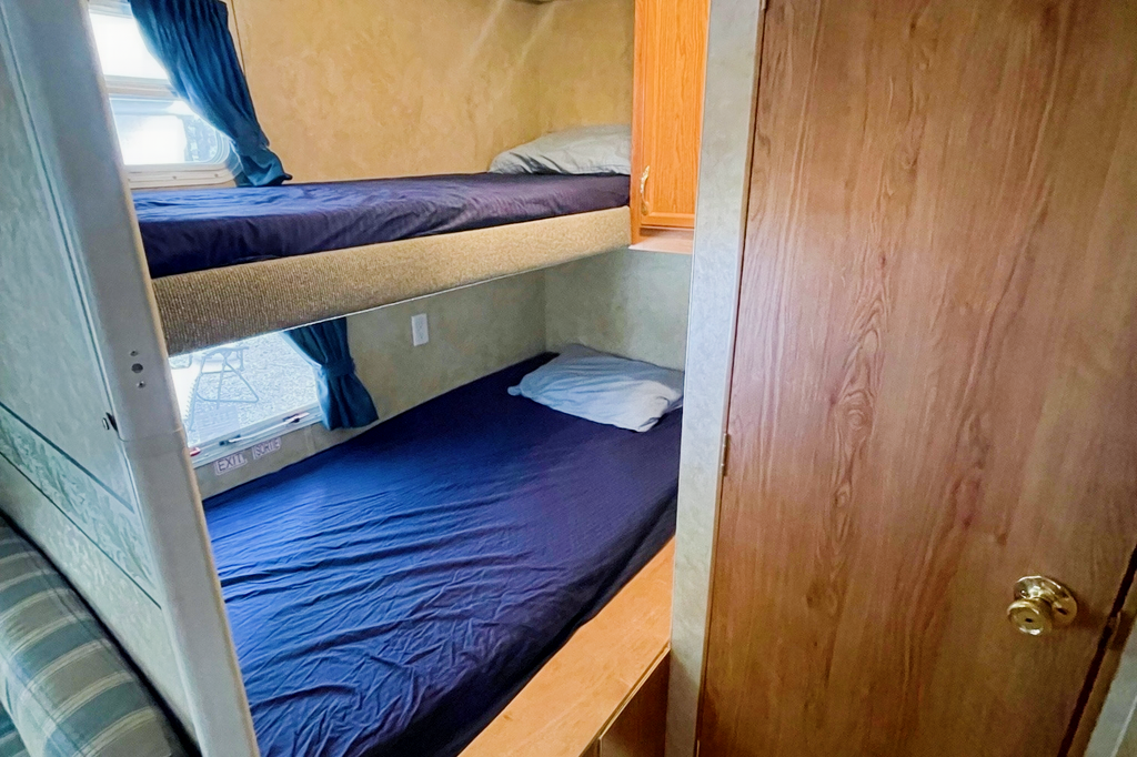 Jeff's Jayco Bunkhouse Travel Trailer 29BHS