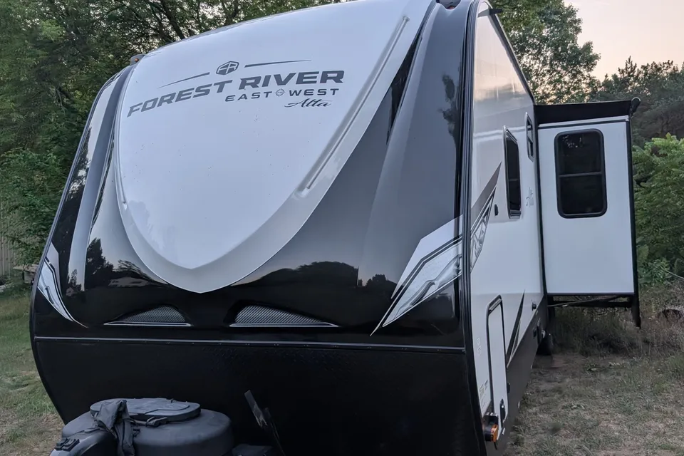 Brand New 2025 Alta Delivered to your Campsite