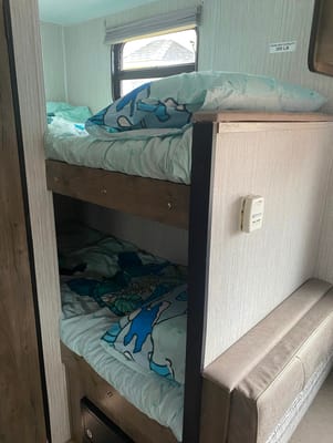 Palomino Puma Ultra Lite Travel Trailer