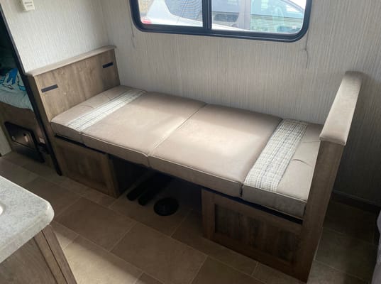 Palomino Puma Ultra Lite Travel Trailer