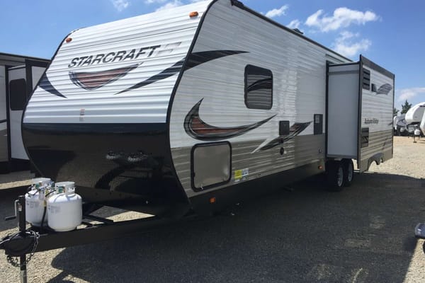 Travel Trailer with Outdoor Kitchen