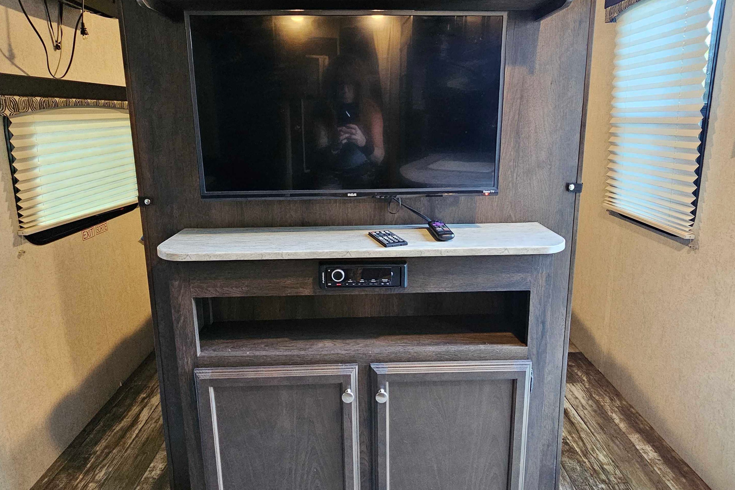 Travel Trailer with Outdoor Kitchen