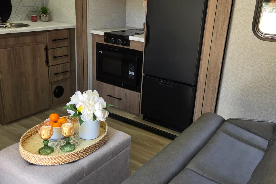 Fun Size Travel Trailer - We deliver, set up & take down.