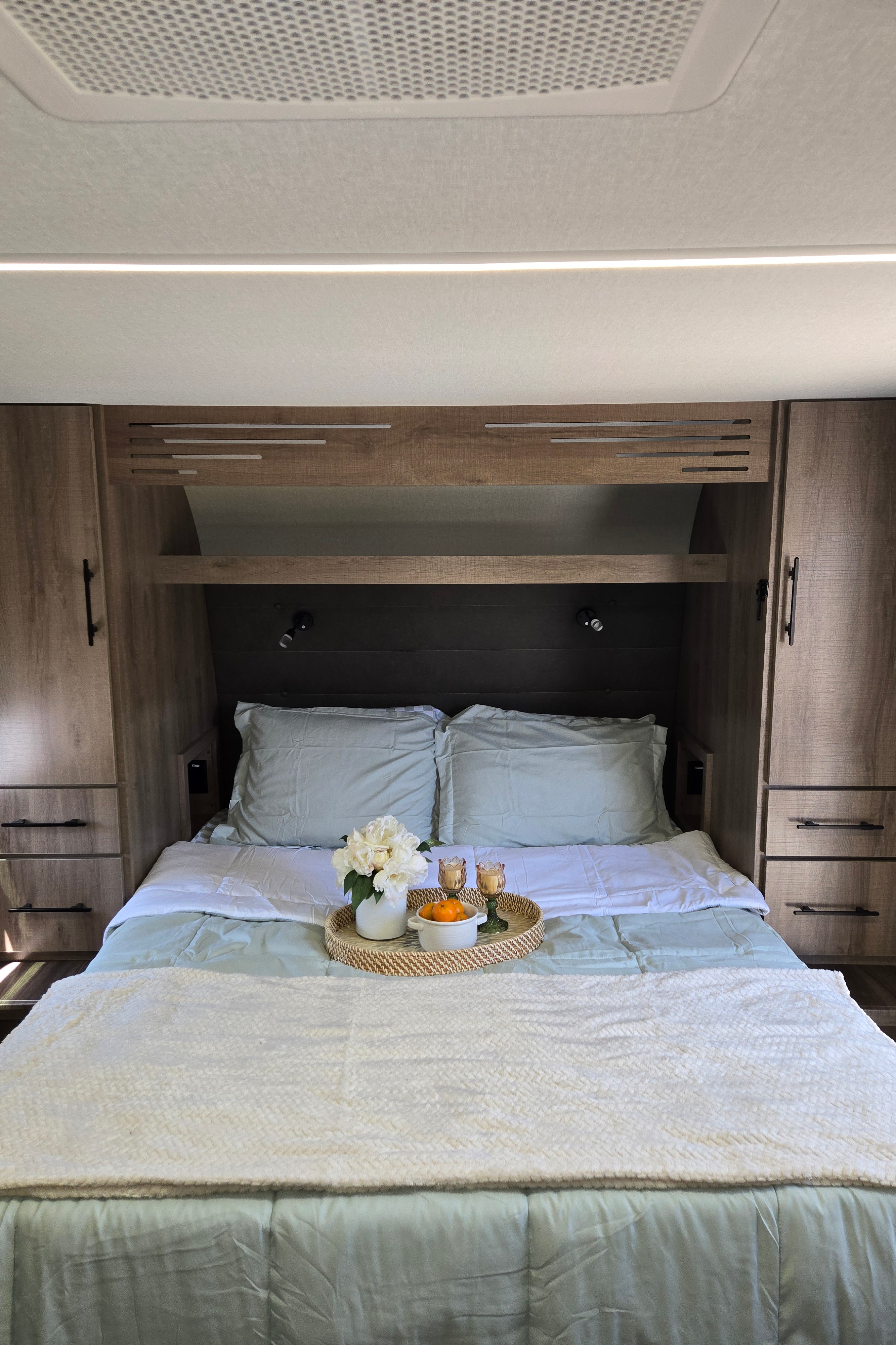 Fun Size Travel Trailer - We deliver, set up & take down.