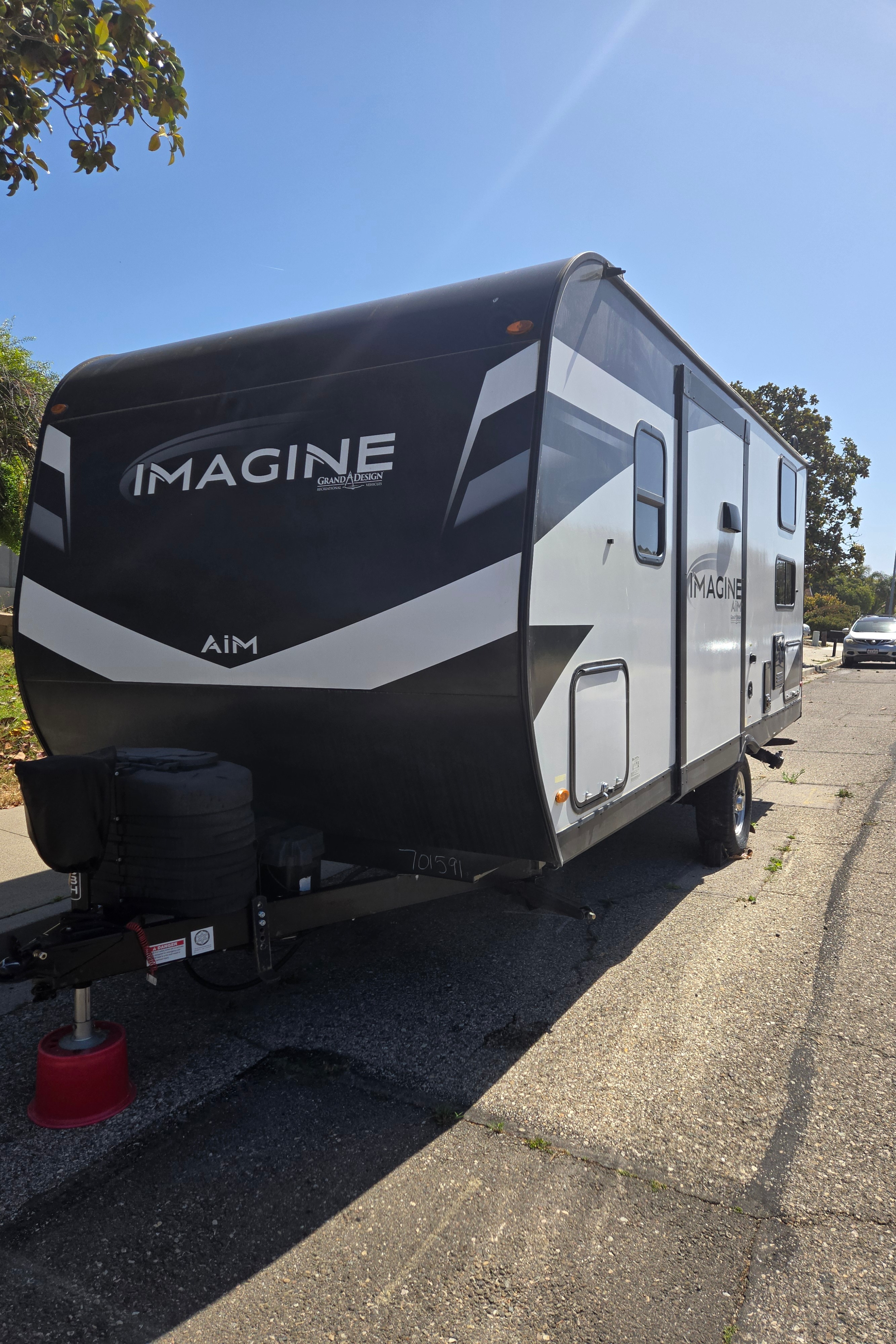 Fun Size Travel Trailer - We deliver, set up & take down.