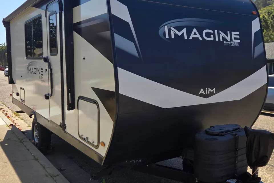 Fun Size Travel Trailer - We deliver, set up & take down.