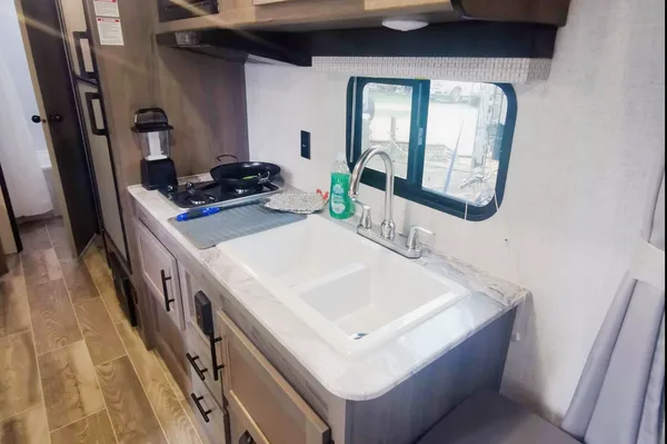 Kootenay Kampers's Gulf Stream Highwood River Travel Trailer