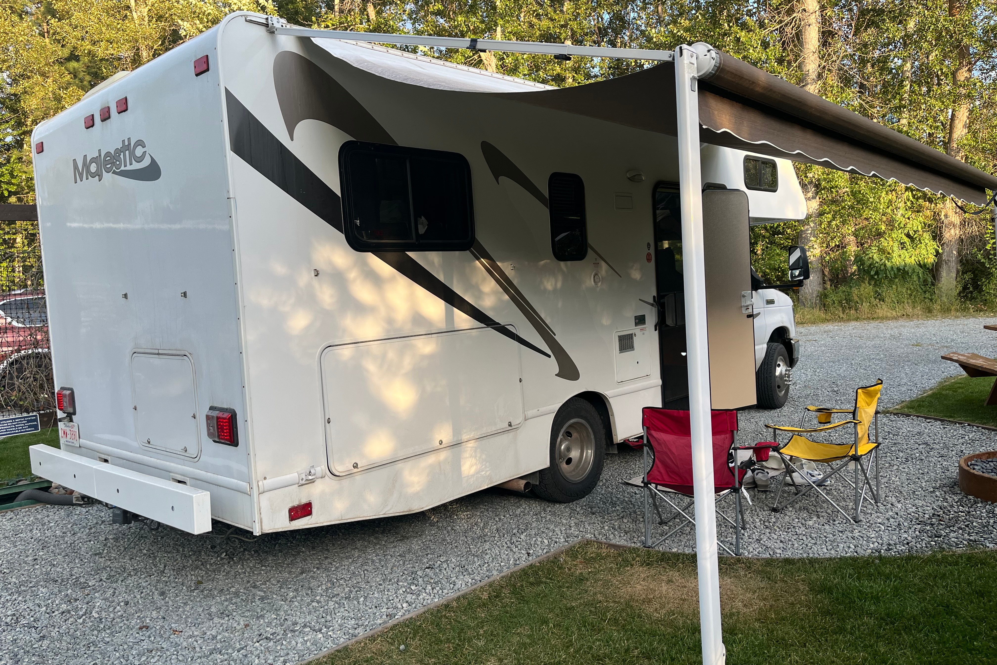 2013 Thor Majestic Class C 23A 25ft long, Sleep 5 