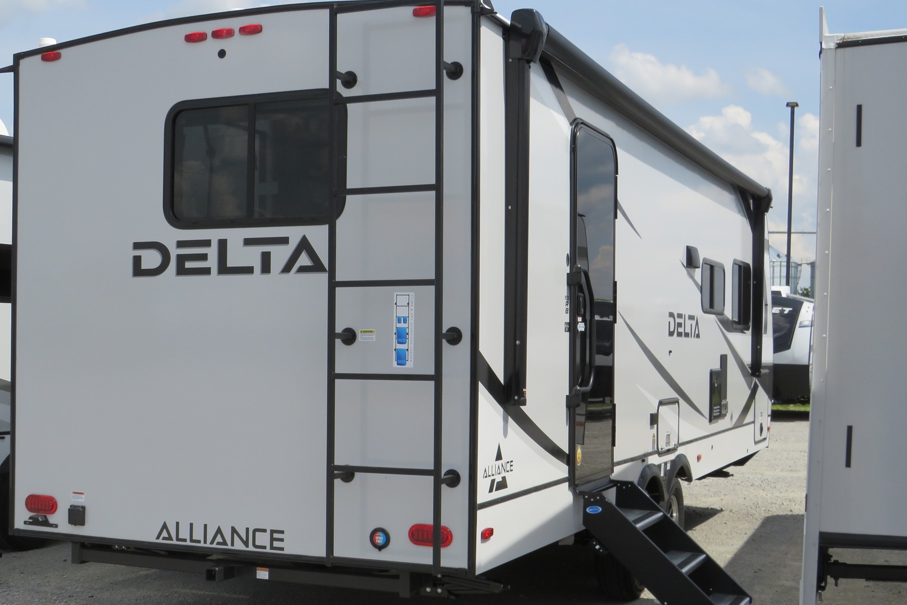 2024 Alliance RV 262RB Travel Trailer 30' - 50amp