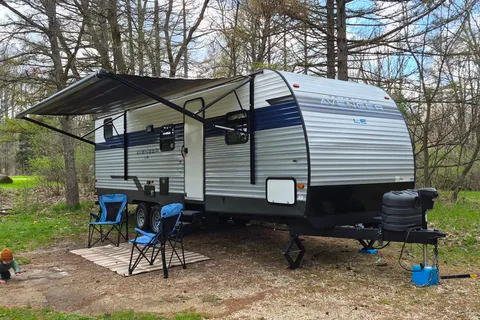 Adams Avenger LE Travel Trailer