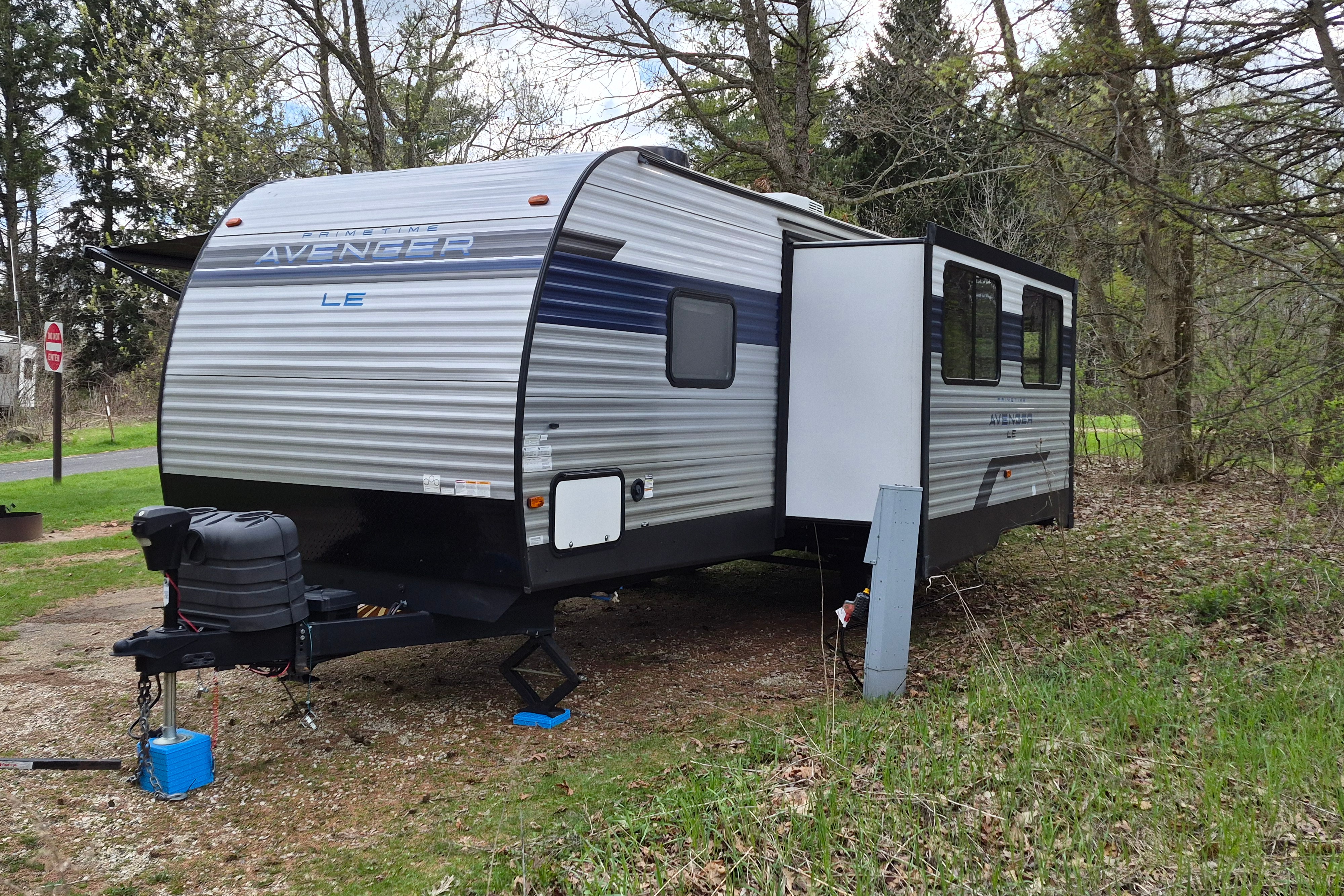 Adams Avenger LE Travel Trailer