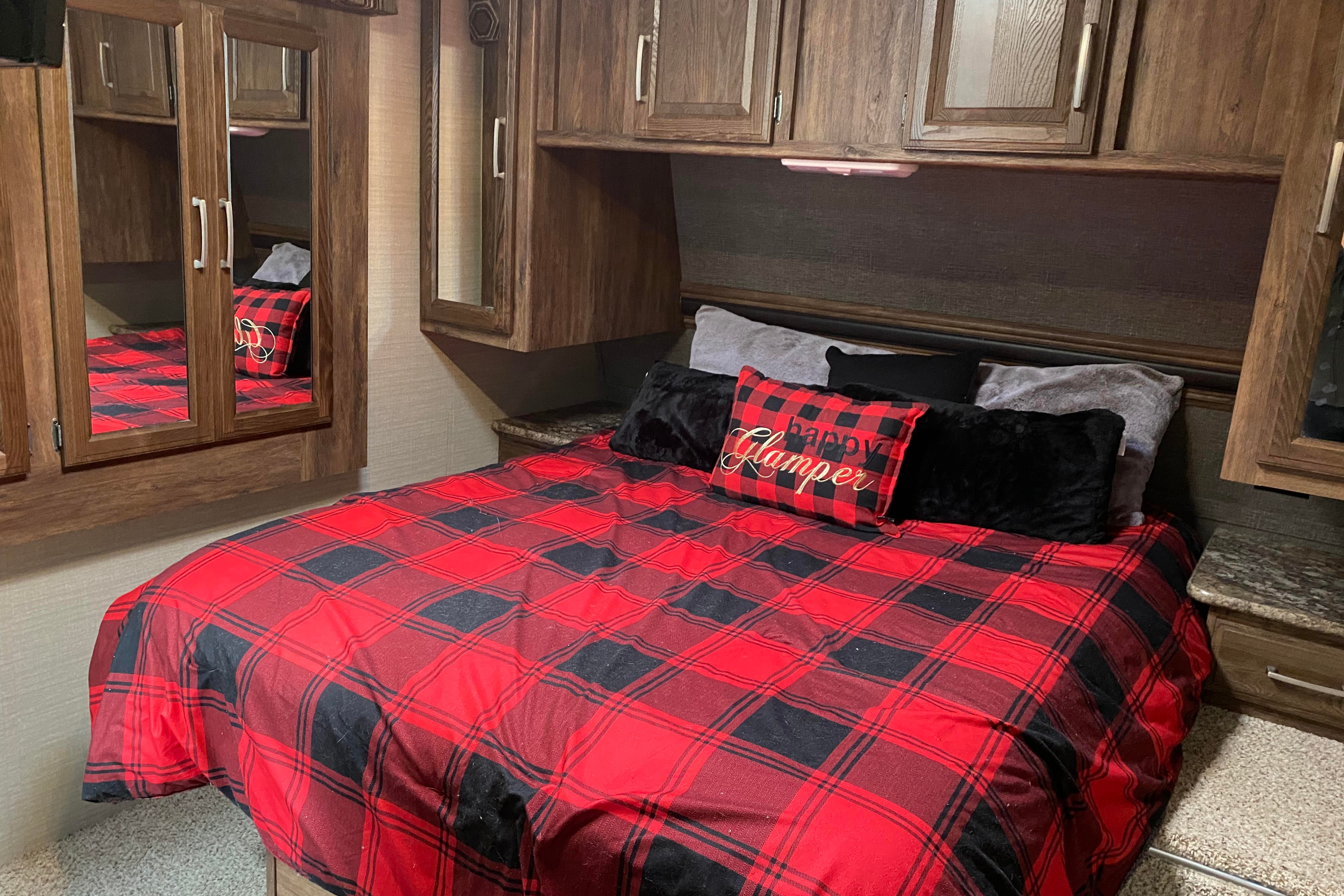 Kevin's Cougar 29Rks Travel Trailer