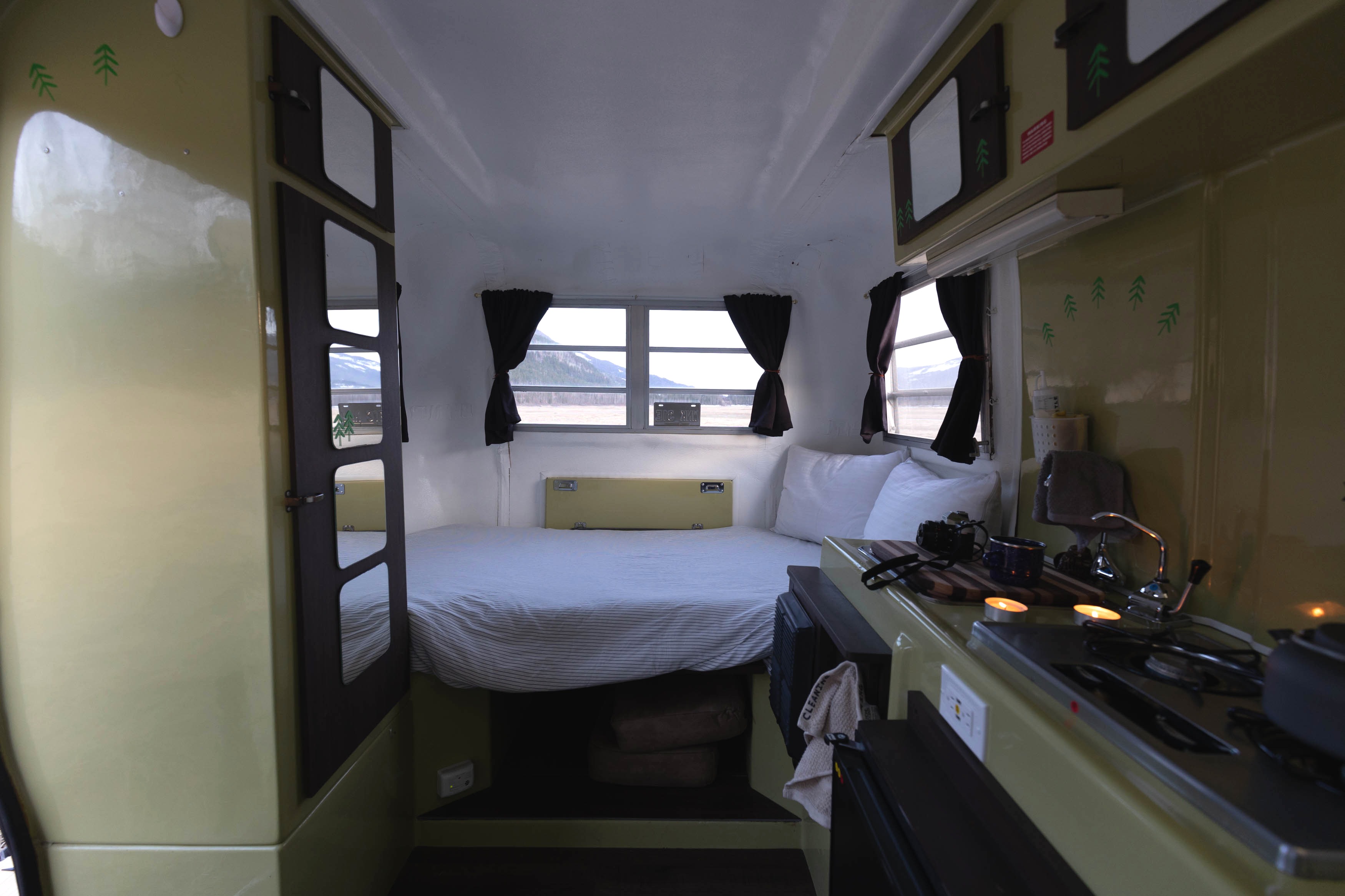 TIMBER The Mini Vintage Camper!