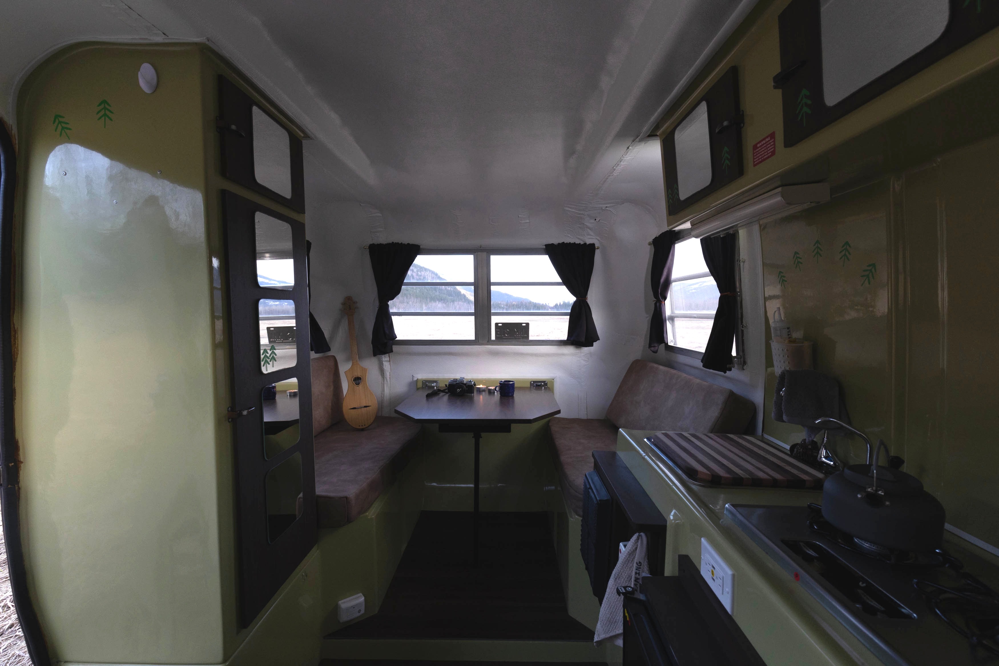 TIMBER The Mini Vintage Camper!