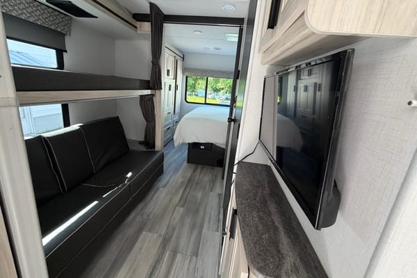 GoTripi's Forest River Forester 3251LE Class C