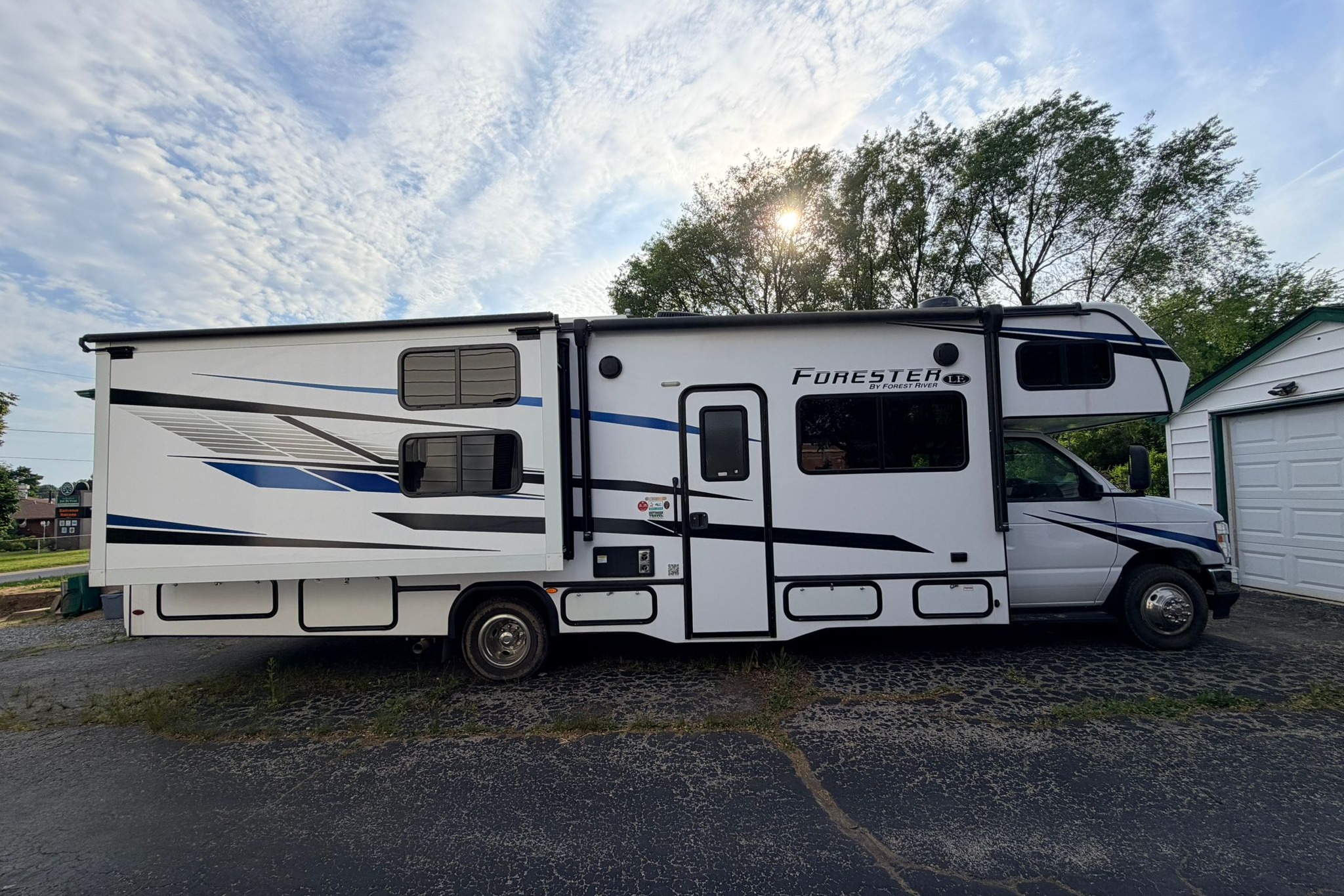 GoTripi's Forest River Forester 3251LE Class C