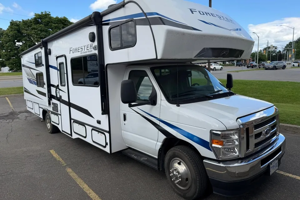 GoTripi's Forest River Forester 3251LE Class C
