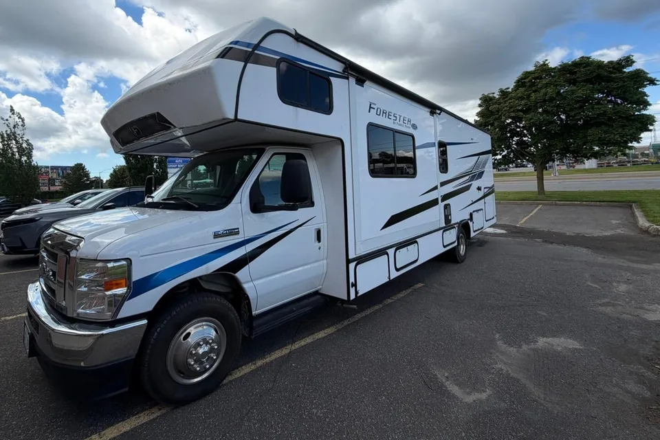 GoTripi's Forest River Forester 3251LE Class C