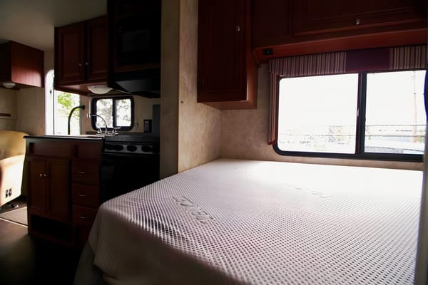RJ Winnebago Access 24V Class C