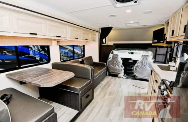 Adam's 2023 Fun in the Sunseeker Class C