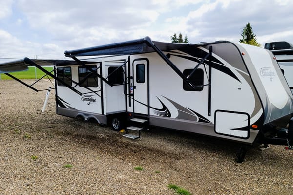 ***Everything Included***2950RL Travel Trailer