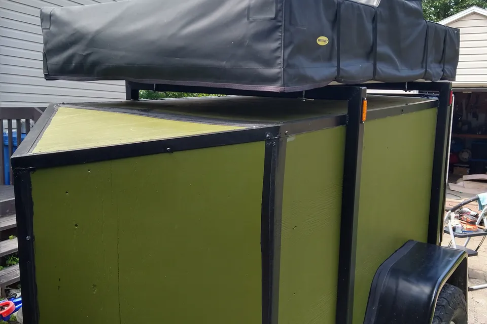 Emilien's Home Built Small Trailer With Rooftop Tent