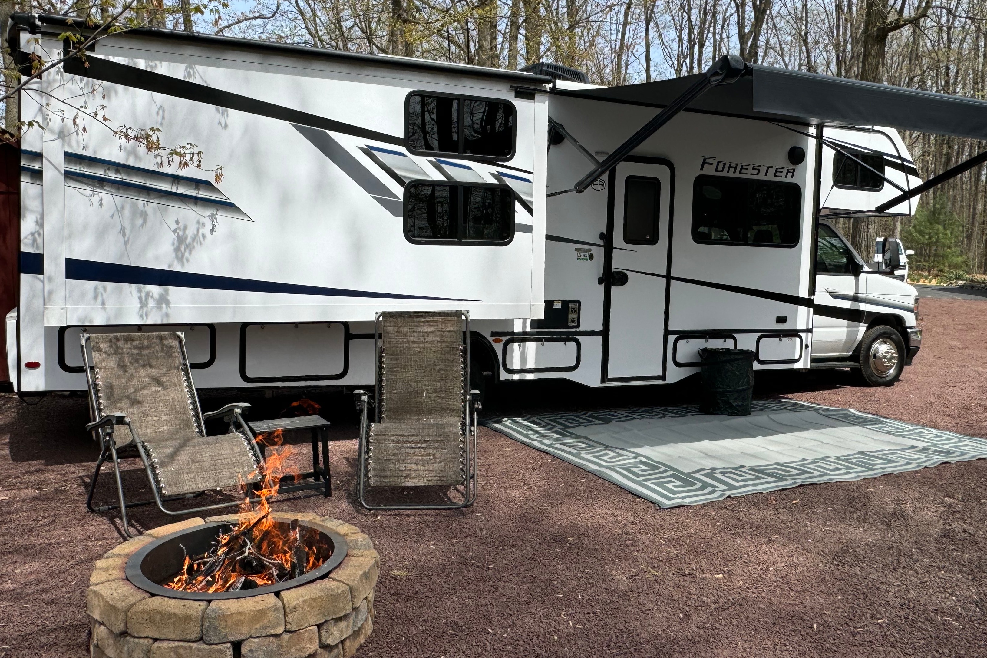 2025 32 foot RV - Making Memories