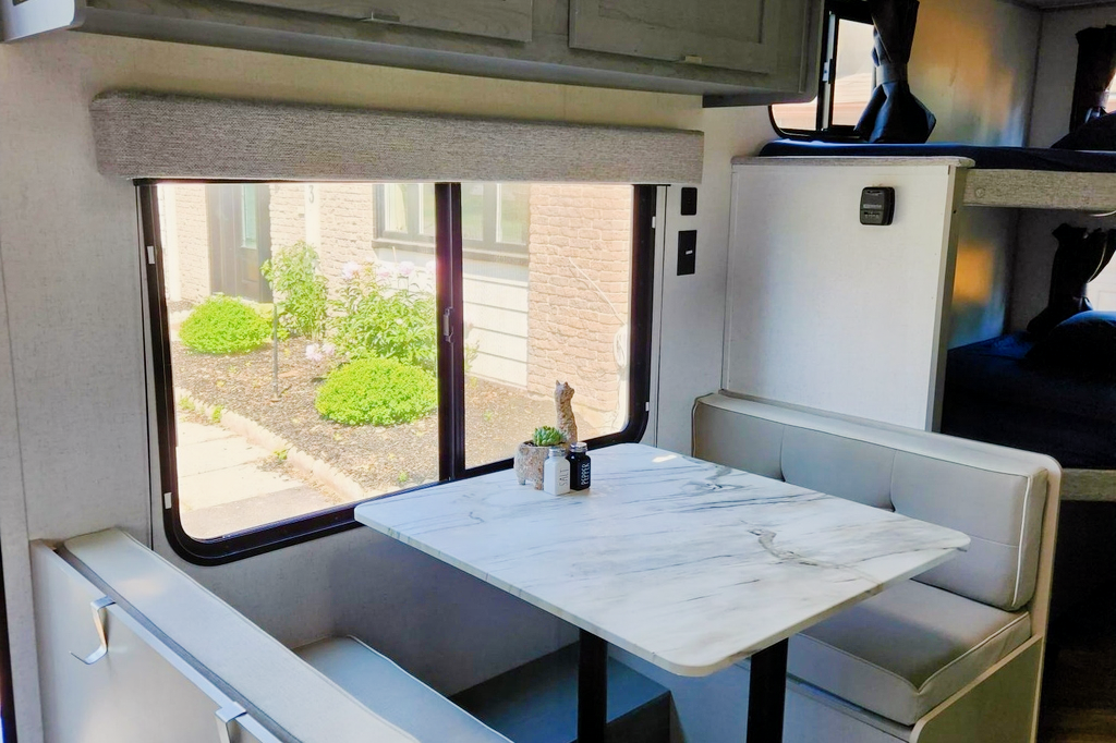Family camper! Forest River Ozark 1650BHK Travel Trailer