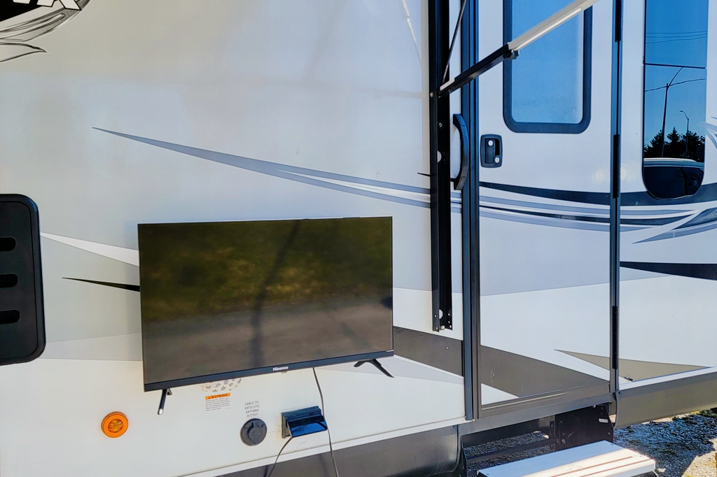 Brandie's Jayco Whitehawk 29BH Travel Trailer