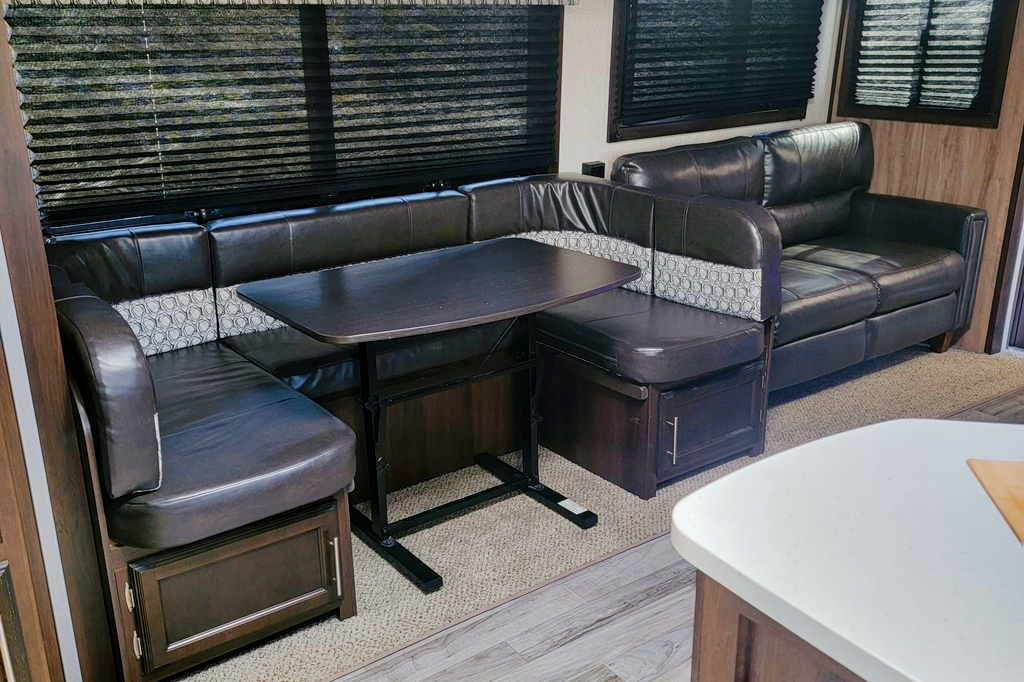 Brandie's Jayco Whitehawk 29BH Travel Trailer