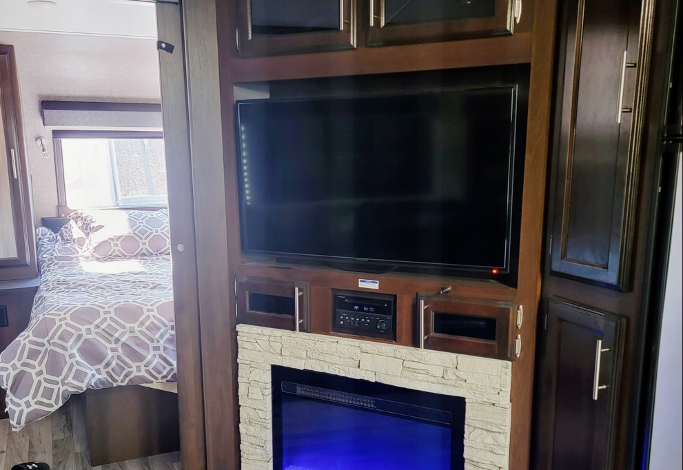 Brandie's Jayco Whitehawk 29BH Travel Trailer