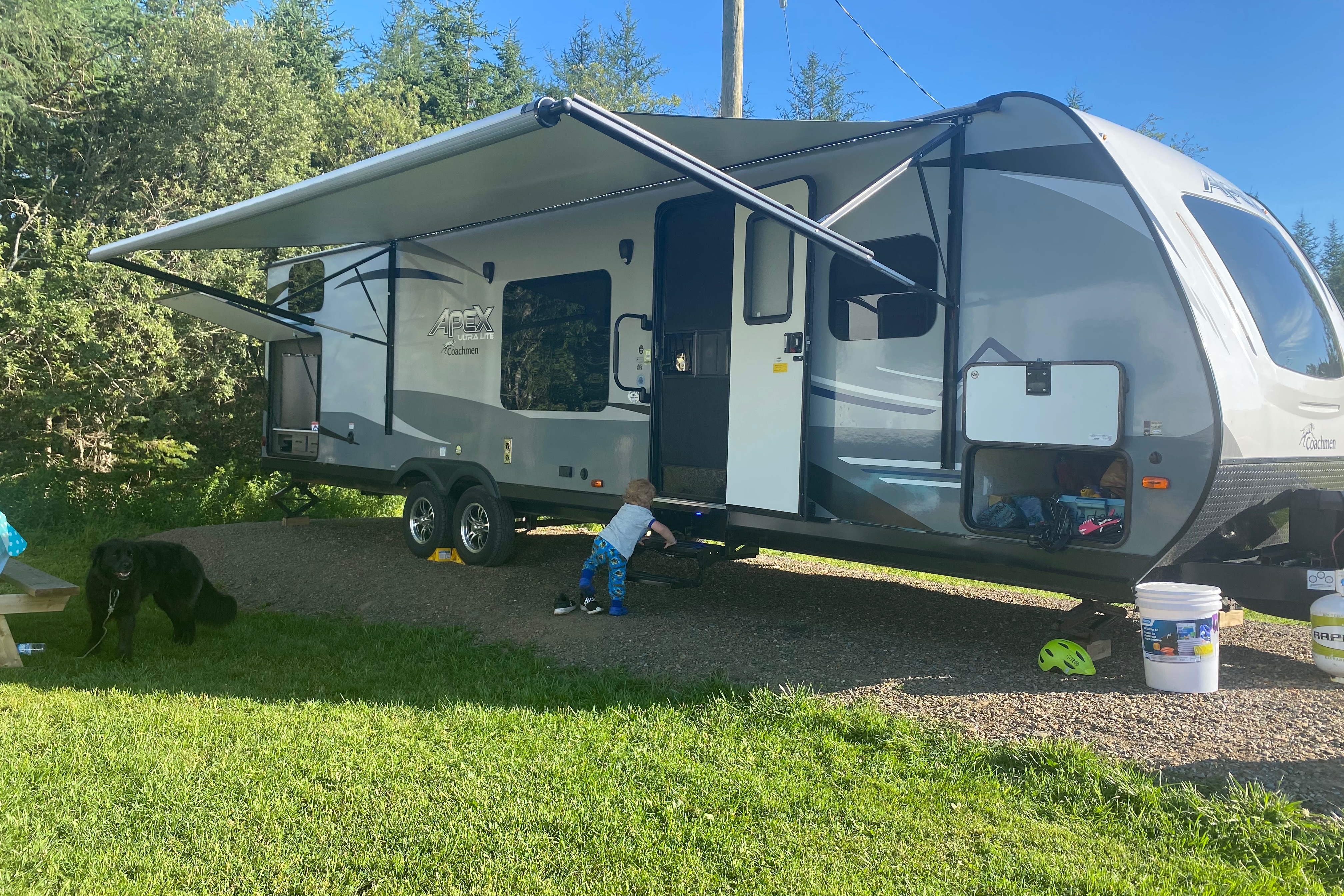 Jennifer's Coachmen Apex Travel Trailer
