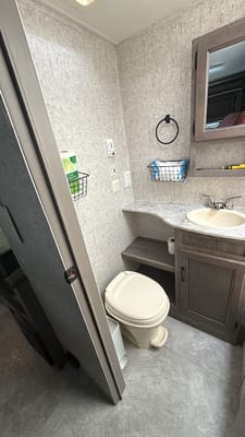 Jennifer's Coachmen Apex Travel Trailer