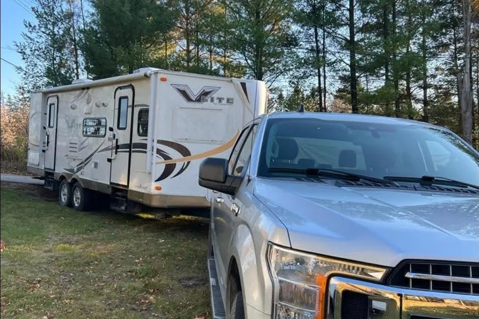 Tom's Forest River V Lite Travel Trailer