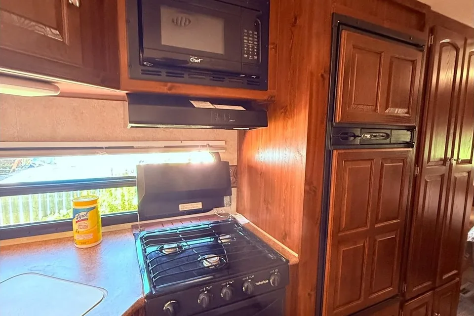 Tom's Forest River V Lite Travel Trailer