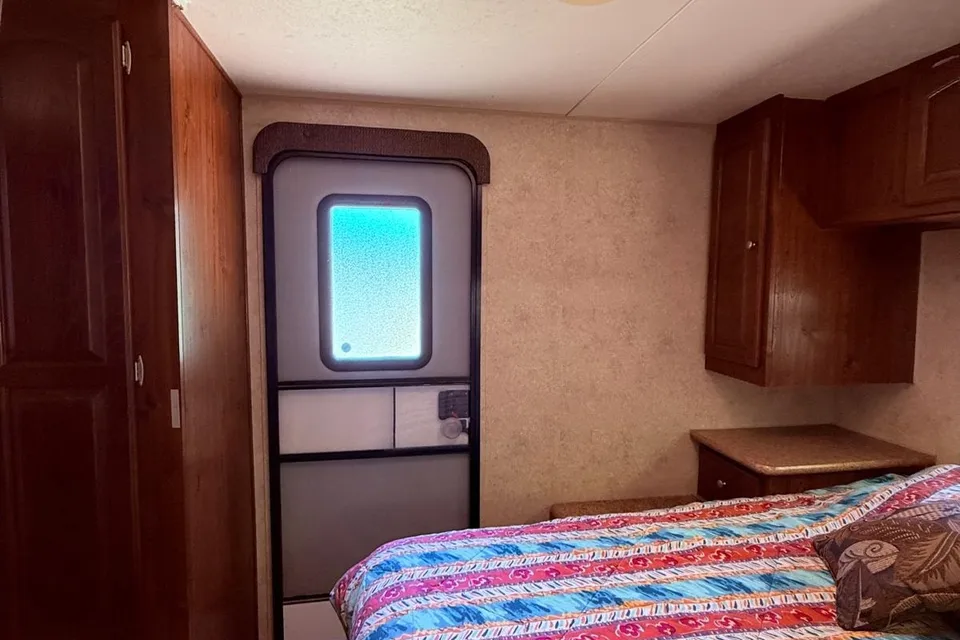 Tom's Forest River V Lite Travel Trailer