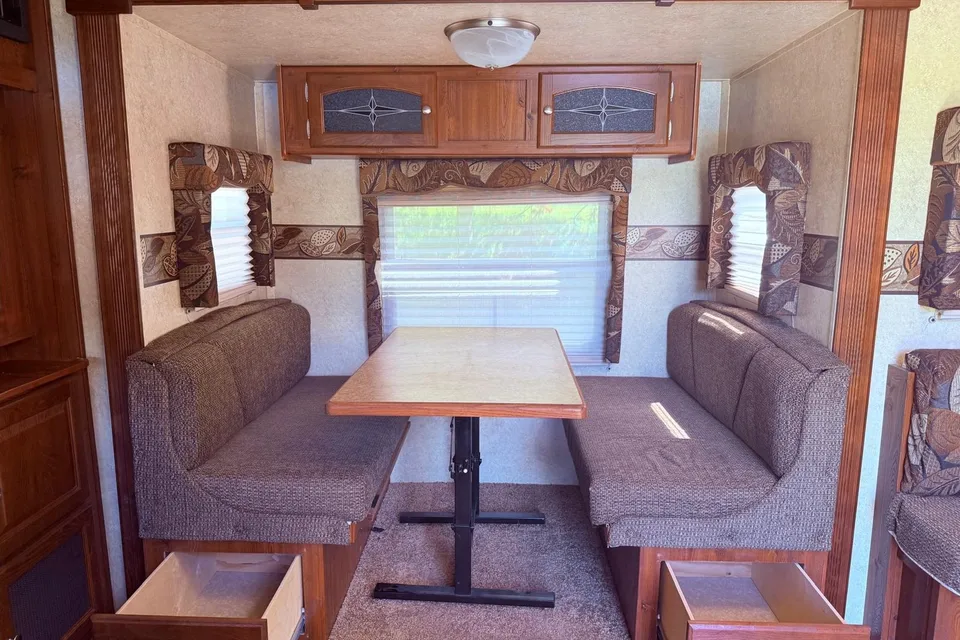 Tom's Forest River V Lite Travel Trailer