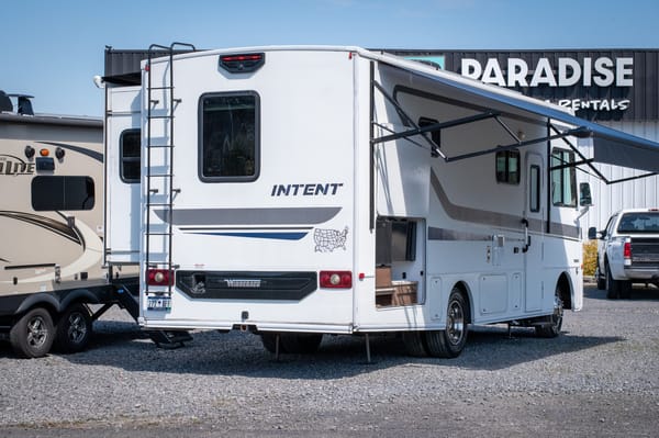 SuddenLee Winnebago Intent Class A