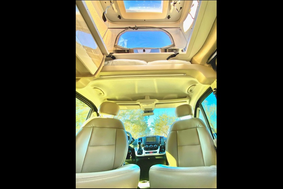 NEW! 2022 Thor Sequence 20J Luxury Family Adventure Van - Sleeps 4!