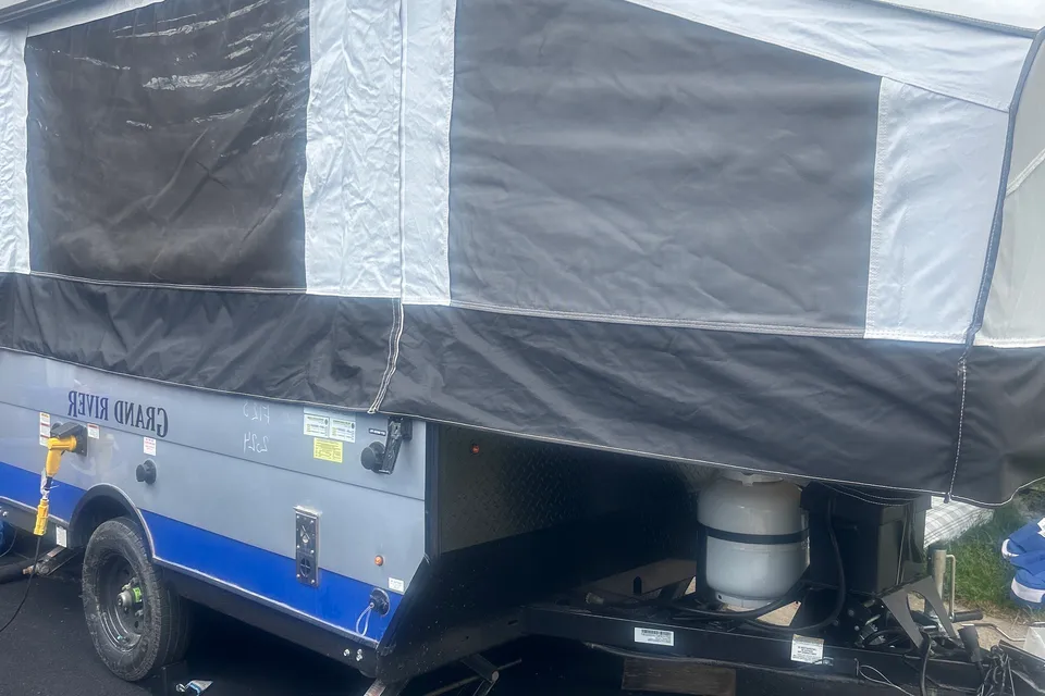 JOE's Forest River Grand river 8.5 Tent Trailer