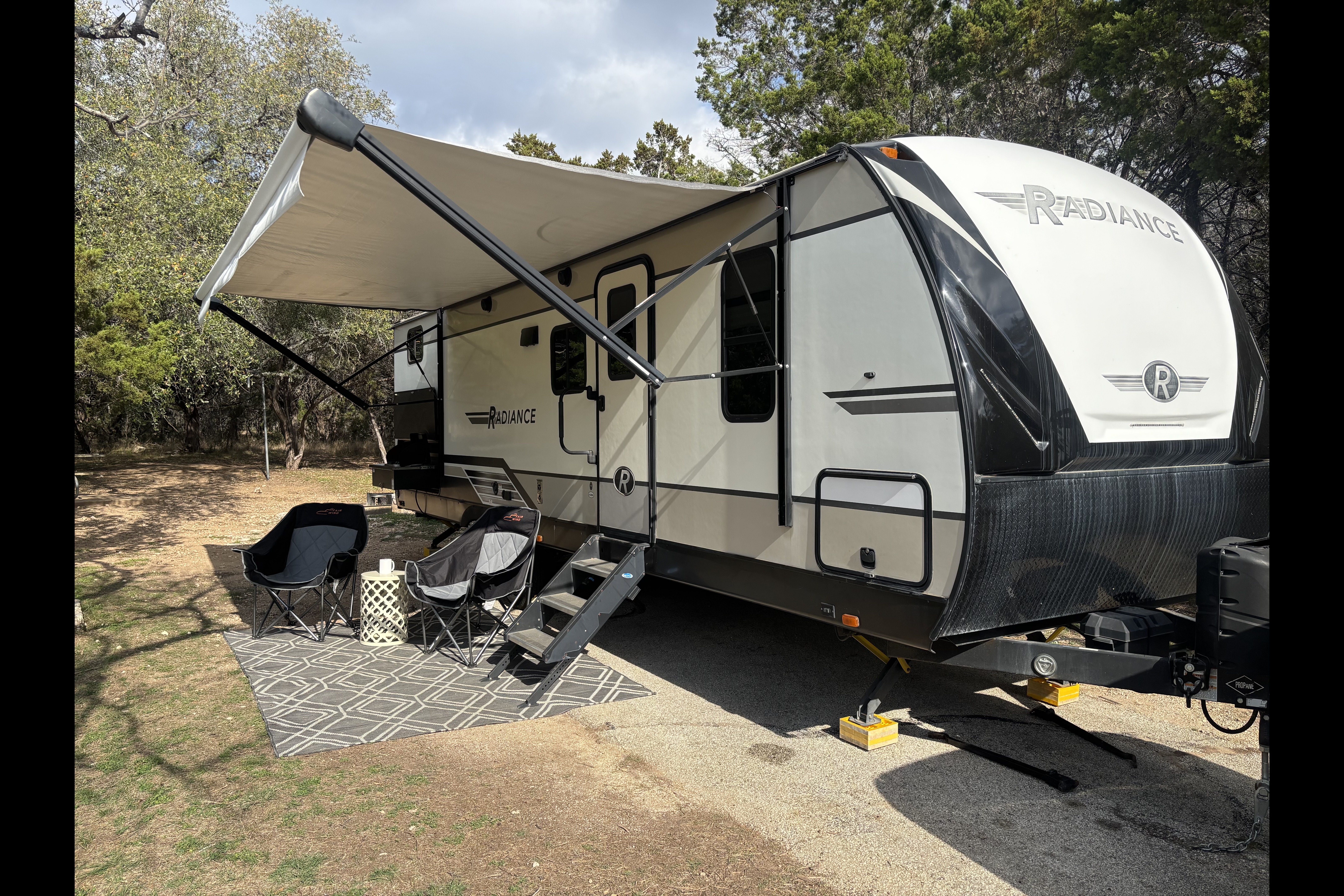 Home on the Road-Raidence 26BH Travel Trailer