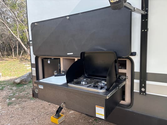 Home on the Road-Raidence 26BH Travel Trailer